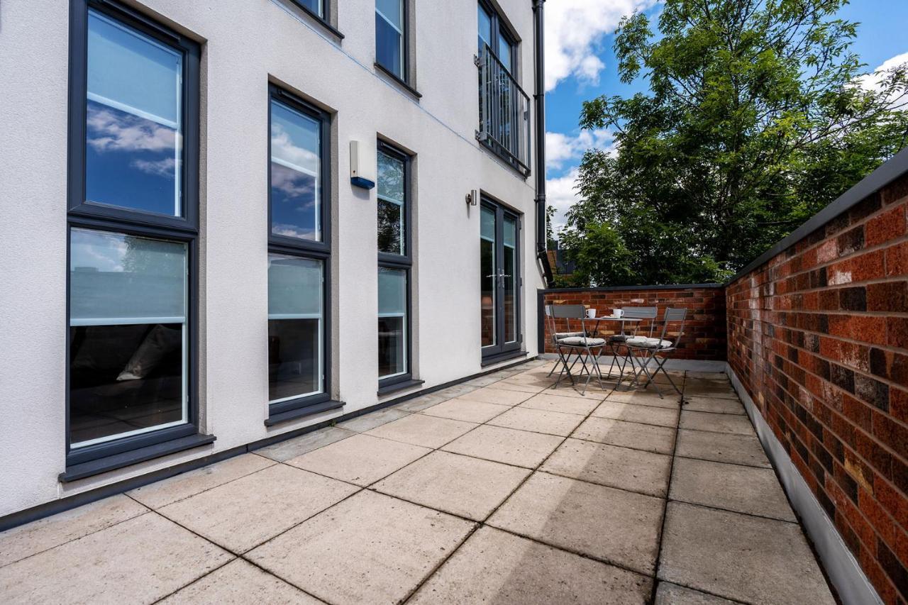 The Chorlton Apartment Manchester Bagian luar foto