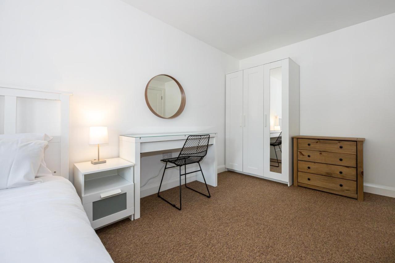 The Chorlton Apartment Manchester Bagian luar foto