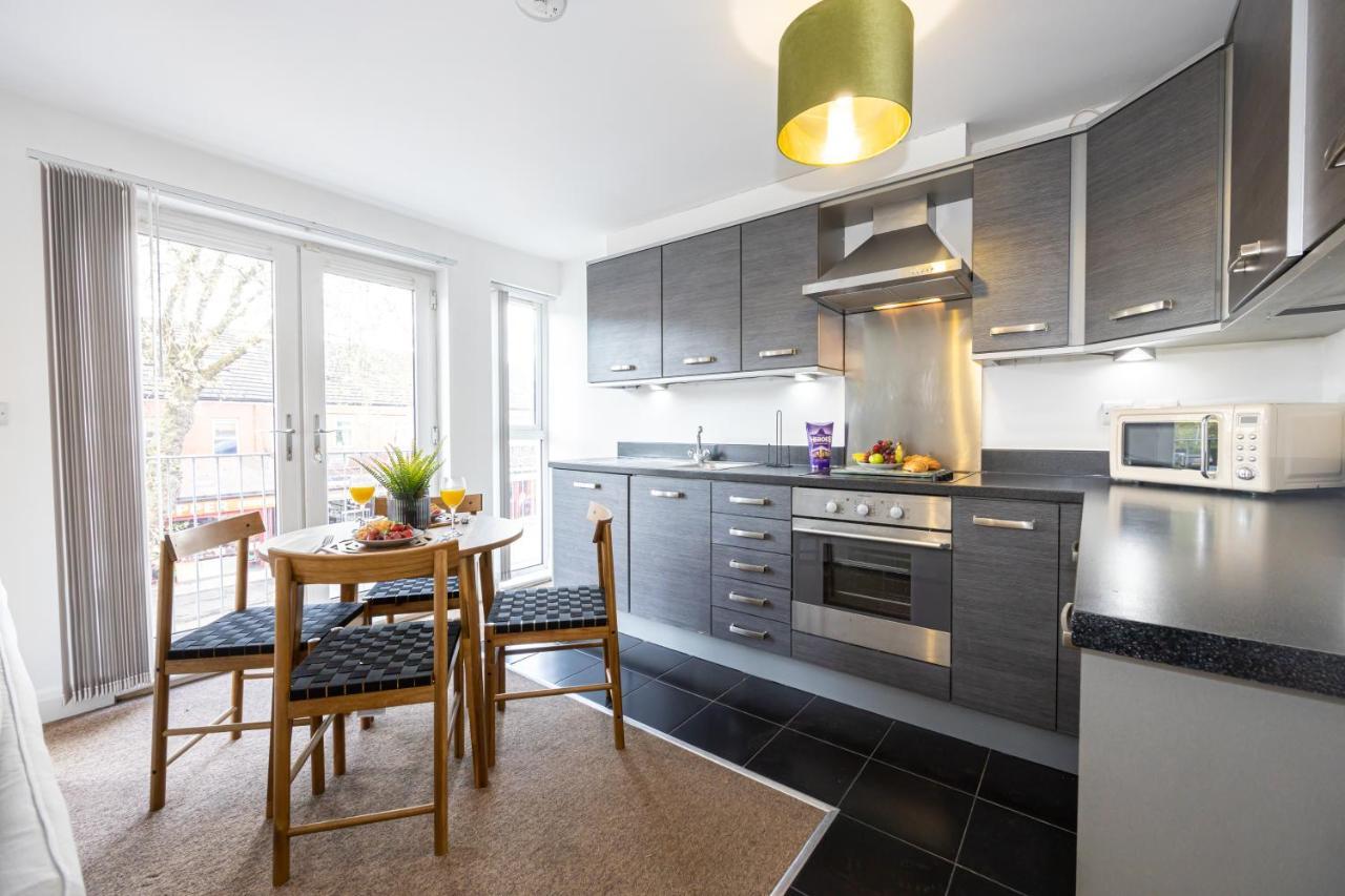 The Chorlton Apartment Manchester Bagian luar foto