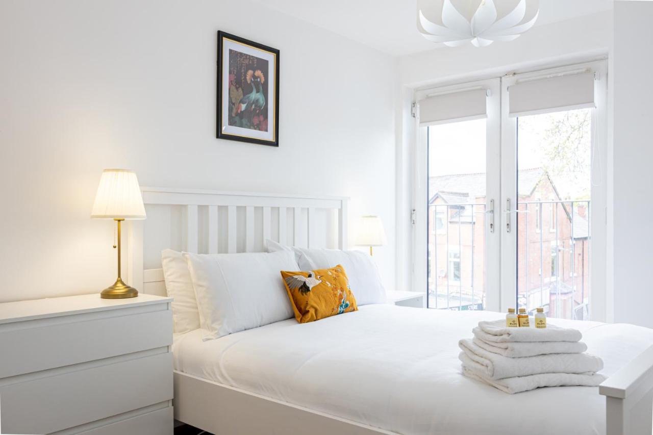 The Chorlton Apartment Manchester Bagian luar foto