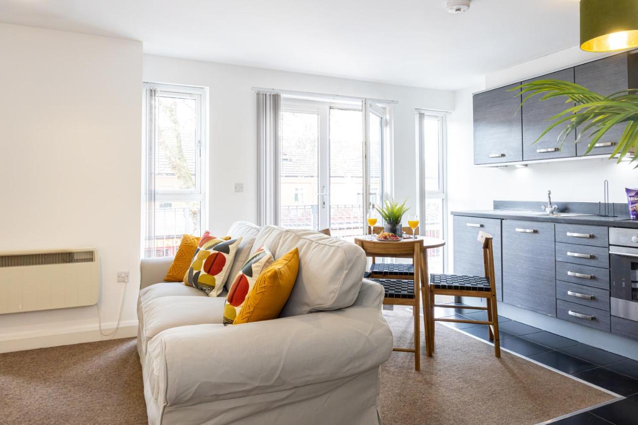 The Chorlton Apartment Manchester Bagian luar foto