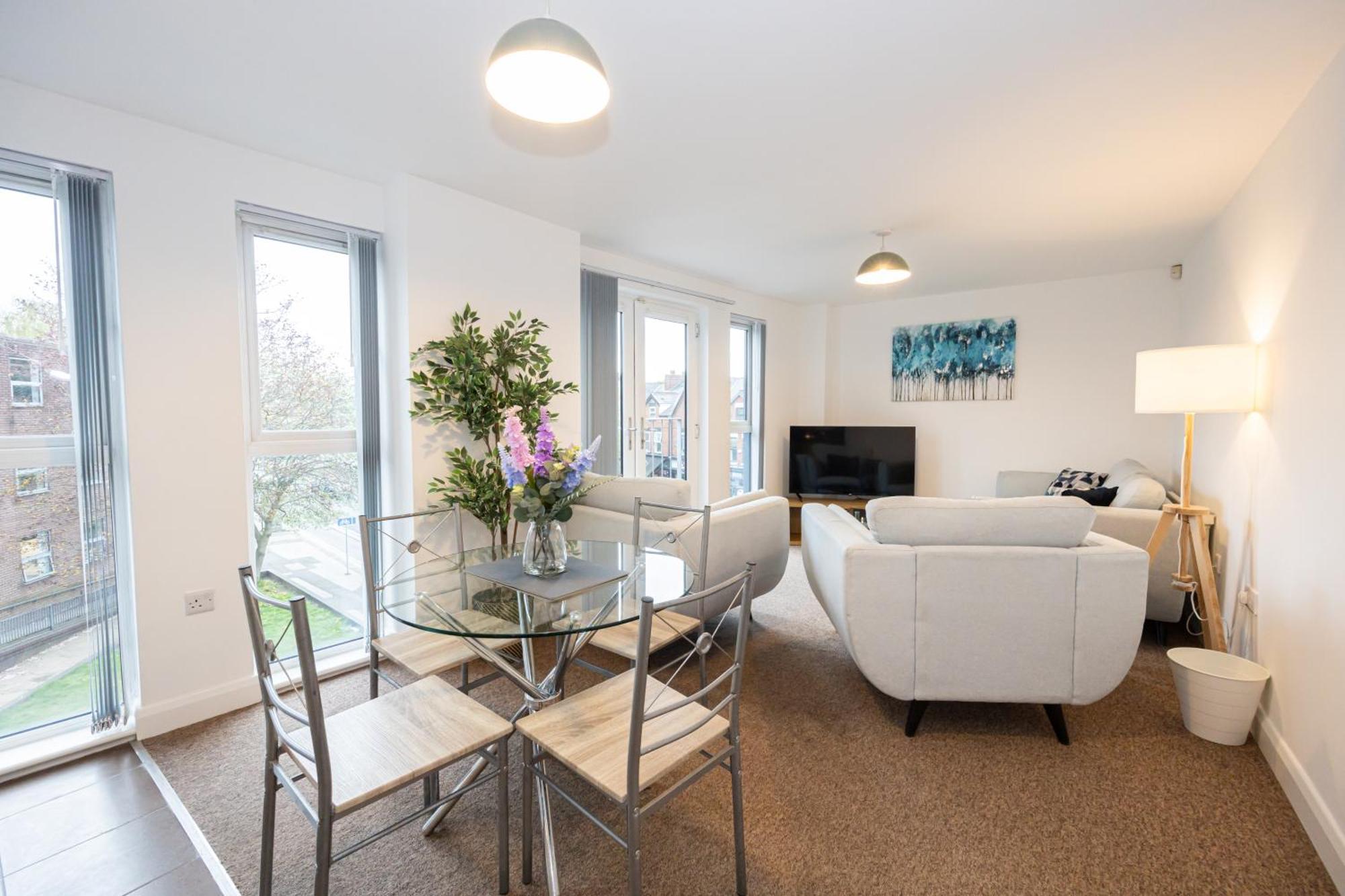The Chorlton Apartment Manchester Bagian luar foto